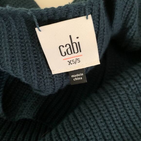 Cabi Chuncky Knit Sweater With detachable Neck Line - Picture 9 of 11